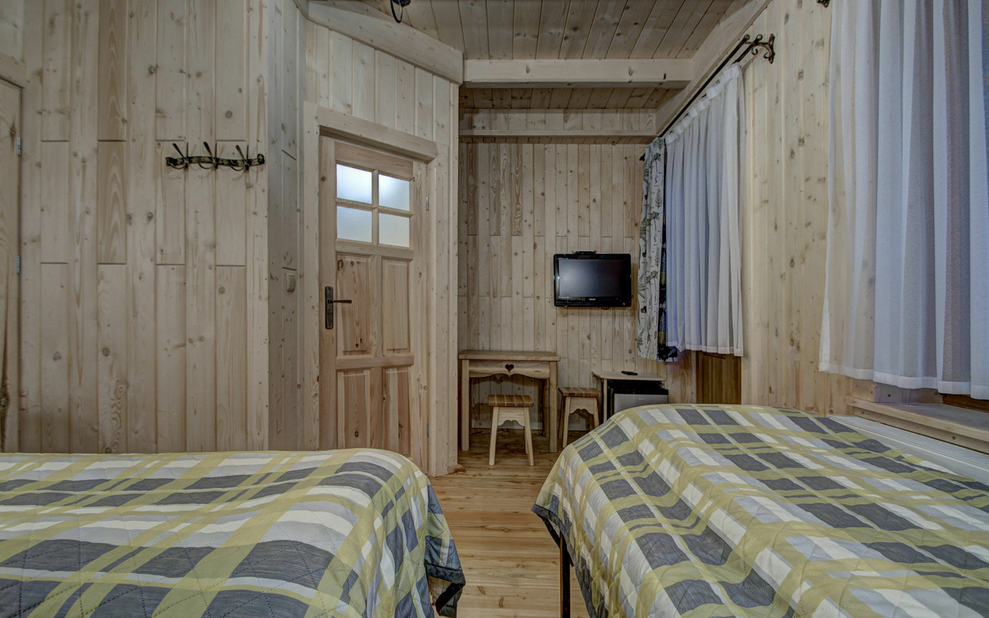 Pokoje Goscinne Swiatlomir Zakopane Exterior photo